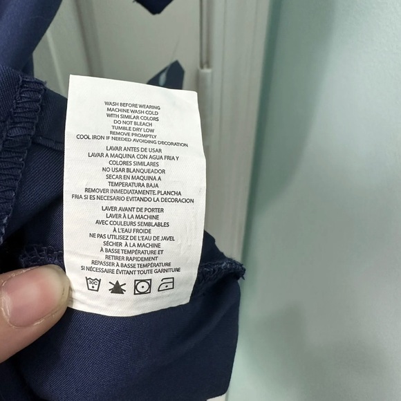 NWT Cherokee Workwear Womens Navy Stretch V-Neck Top Size Small - Picture 8 of 8